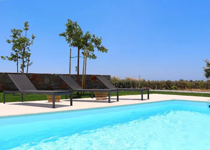 Villa The Nine Graces - Kastraki With Private Swimming Pool